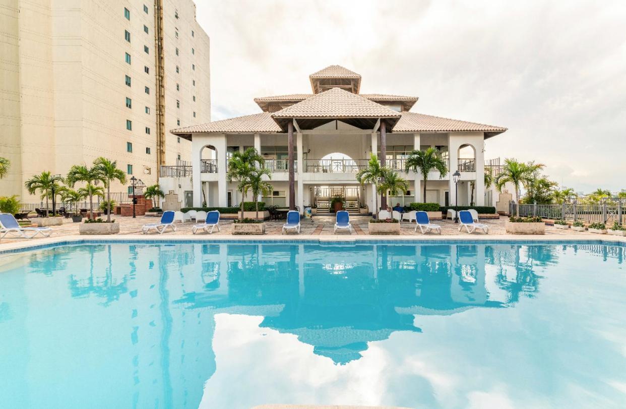Exclusive 3 Bdr, Gym & Pool, Seaview, Luxury Tower Διαμέρισμα Σάντο Ντομίγκο Εξωτερικό φωτογραφία